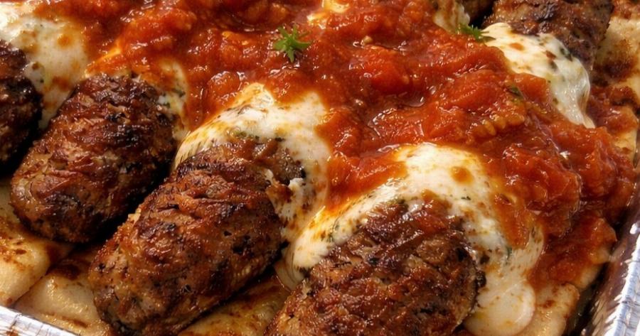 Σπιτικό γιαουρτλού σαν του μαγαζιού – πιο ζουμερό και πιο νόστιμο