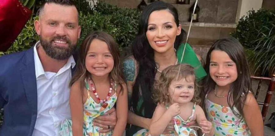 Το παιδί έχανε τη ζωή του και αυτός έπαιζε PlayStation -Τα SMS της μητέρας στον πατέρα που ξέχασε το μωρό μέσα στο αμάξι