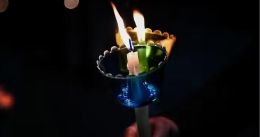 Πάσχα 2024: Το Άγιο Φως δεν μπορεί να φτάσει στην Ελλάδα – Τι έχει συμβεί