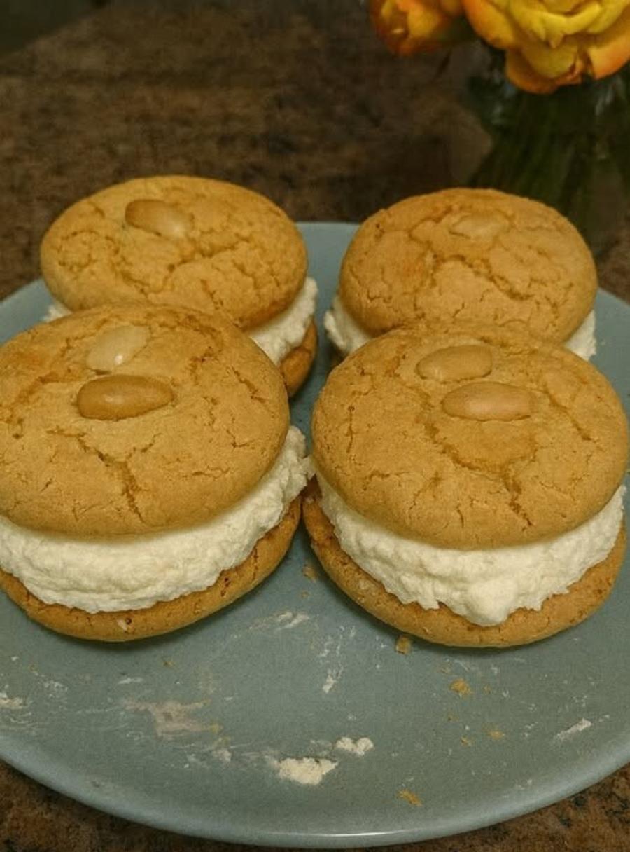 Αμυγδαλωτά τύπου μακαρόν που λιώνουν στο στόμα – θα τα ζητάνε όλοι