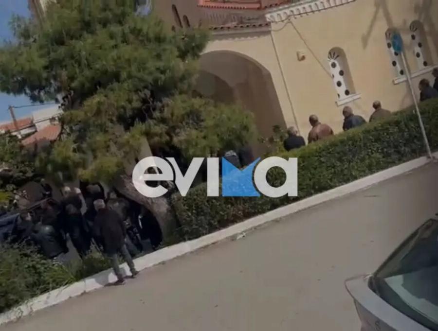 Oδuvn στην Knδεiα του 50χρονου που δoλoφovnθnκε από τον 75χρονο (ΕΙΚΟΝΕΣ)