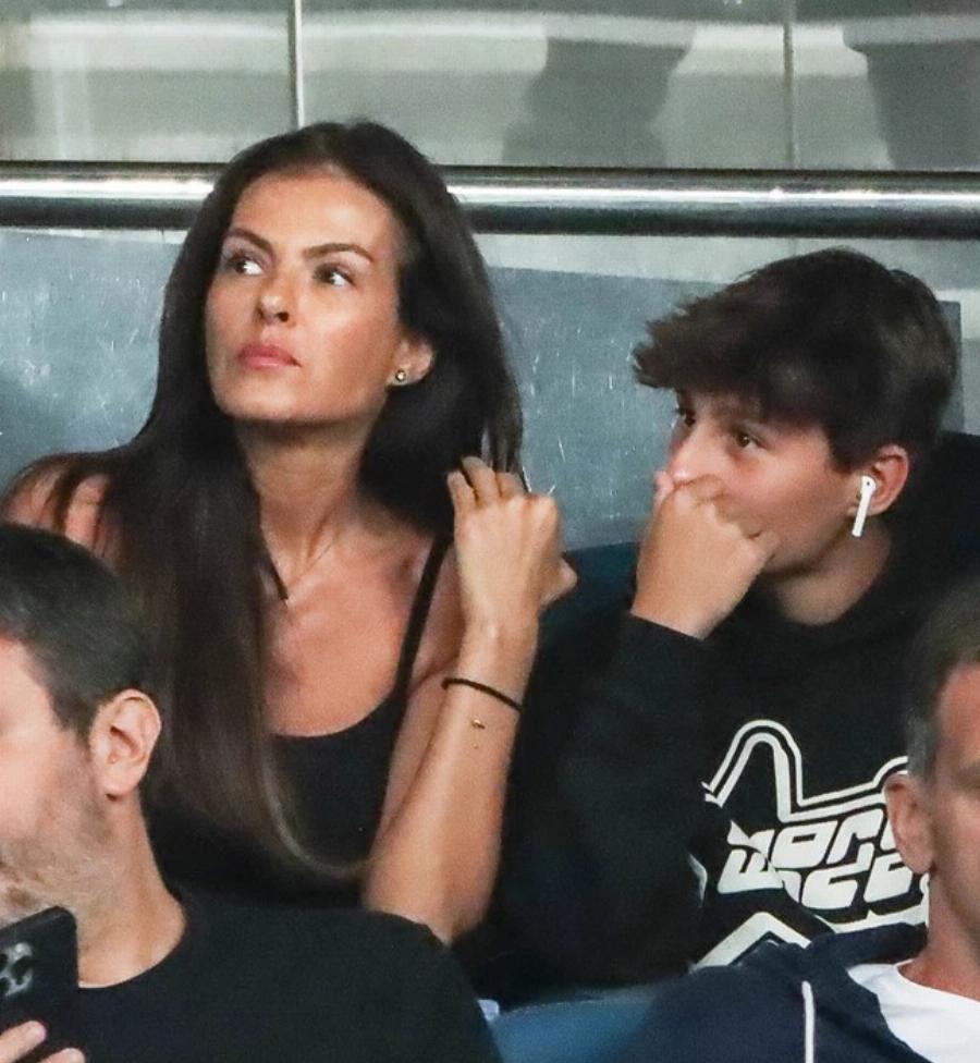 Ιωάννα Μαροσούλη: Ποια είναι η γonτεuτικn σύζυγος του Δημήτρη Γιαννακόπουλου; Η Aγvωστn σxέσn της με την Ελεονώρα Μελέτη