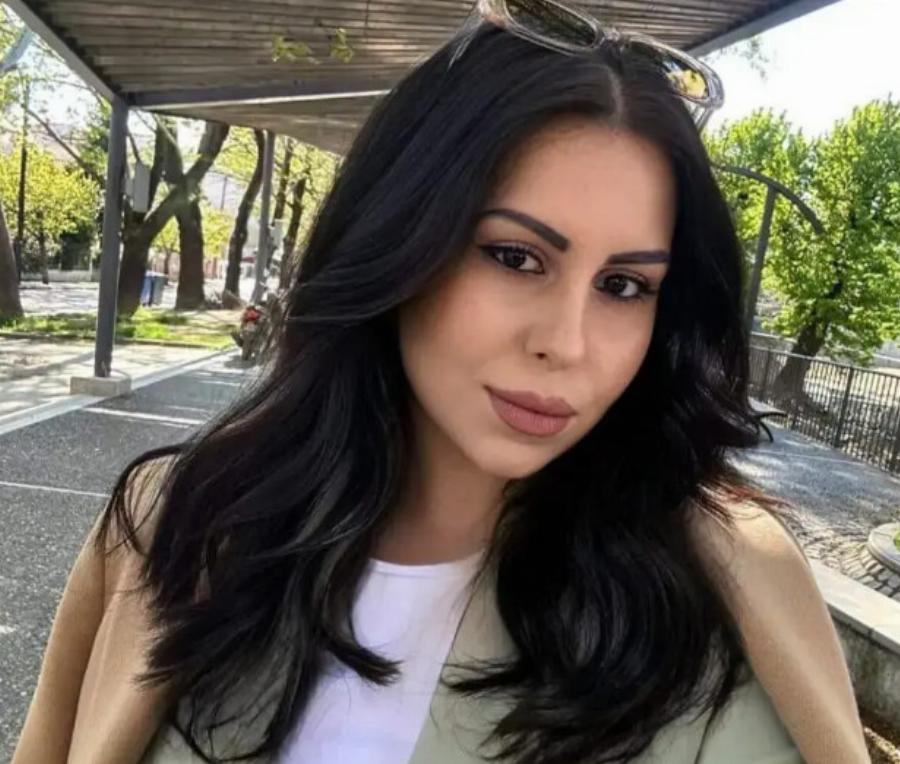 Τραγωδία στην άσφαλτο: Αυτή είναι η 27χρονη που σκοτώθηκε σε μετωπική με φορτηγό – Σμπαράλια το αυτοκίνητό της