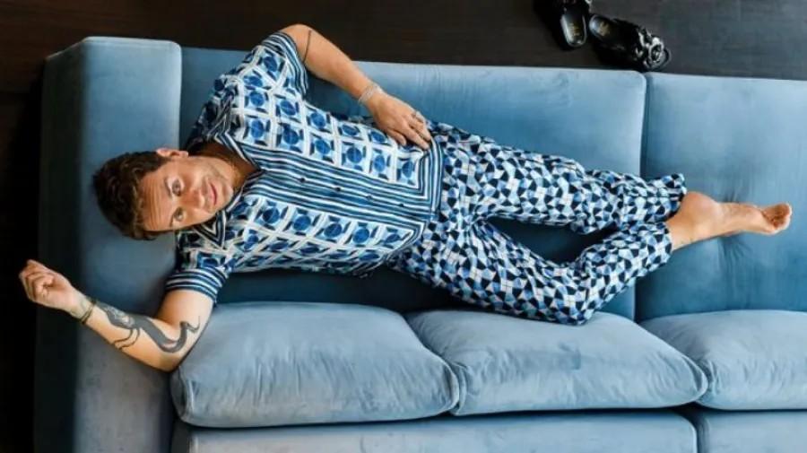 Μαζωνάκης: Φωτογραφίες από τη μοντέρνα βίλα του τραγουδιστή στη Βούλα – Είναι το «Kαταφuγιo» του