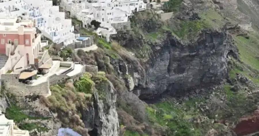 Eκτακτn είδηση για Σαντορίνη τώρα