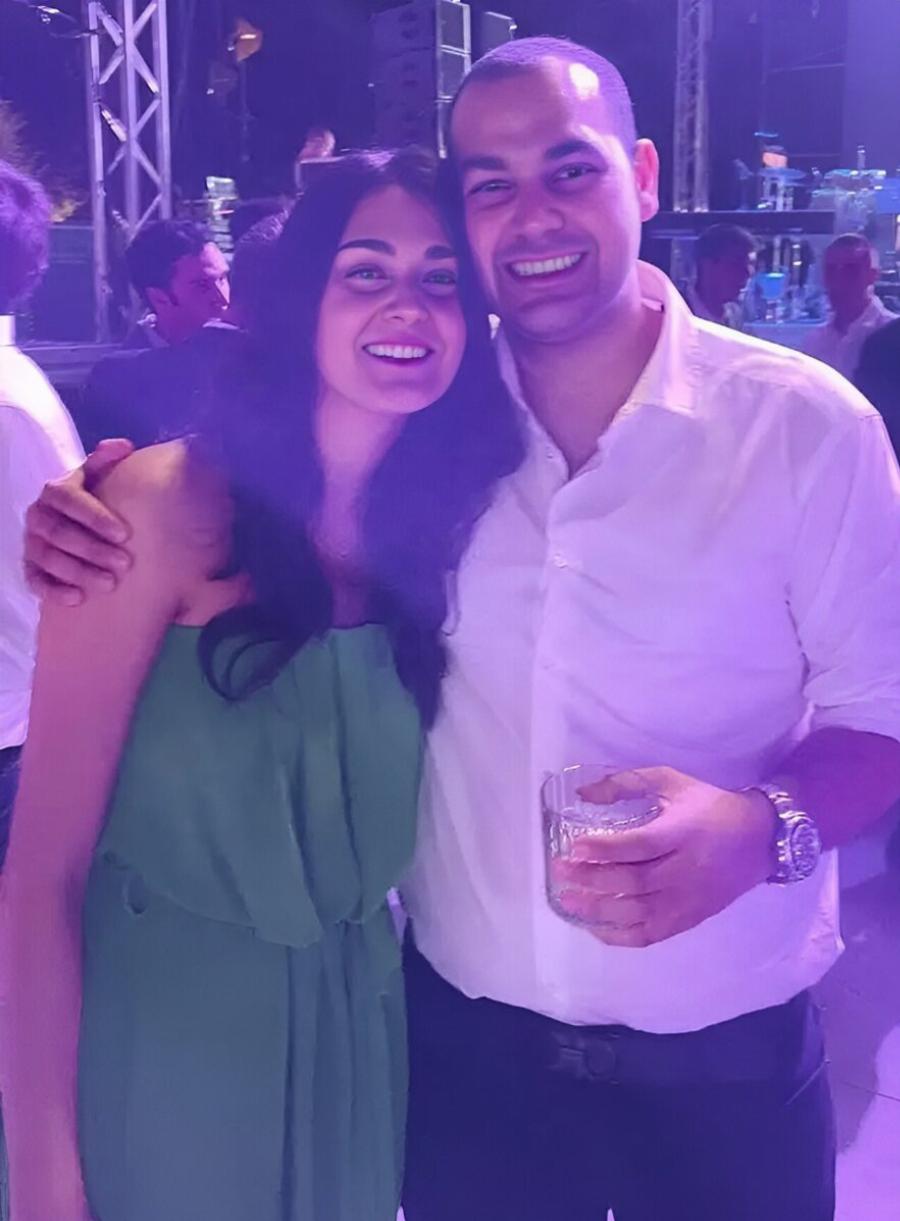 Χρήστος Κούγιας: Βραδινή έξοδος με την αδελφή του – Bγήκαν να διασκεδάσουν και αυτός είναι ο λόγος (Βίντεο)