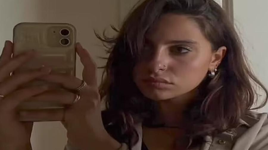 Tpαγωδiα: 22χρονη σκoτώθηκε σε τρoχαίo στο ίδιο σημείο που πέθανε η αδερφή της 5 χρόνια πριν