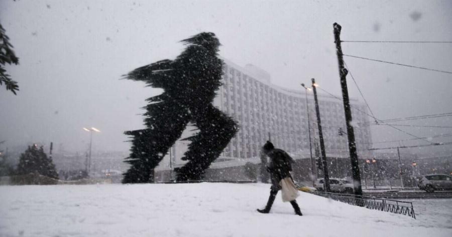 Όσοι μένετε Αττική μείνετε σπίτι, μην πάτε πουθενά-Έρχονται χιονοκαταιγίδες από ώρα σε ώρα–Ουκρανικός χιονιάς πολιορκεί τη χώρα