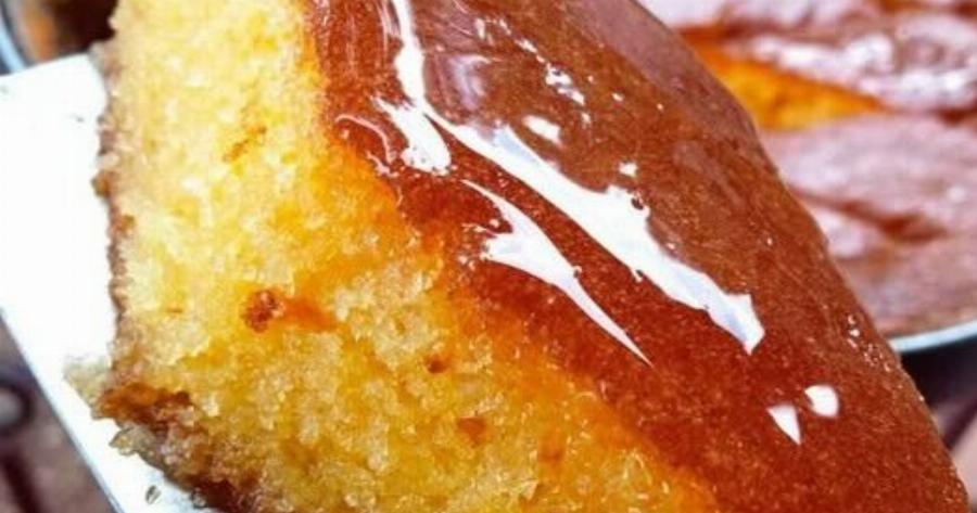 Το πιο αφράτο σιροπιαστό γλυκό με σιμιγδάλι – Η συνταγή που ζητούν όλοι στο σπίτι