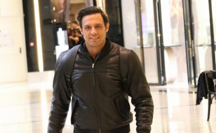 ΈΚΤΑΚΤΟ: Δύσκολες ώρες για τον Σάββα Πούμπουρα – Ενεπλάκη σε τροχαίο με τη μηχανή του