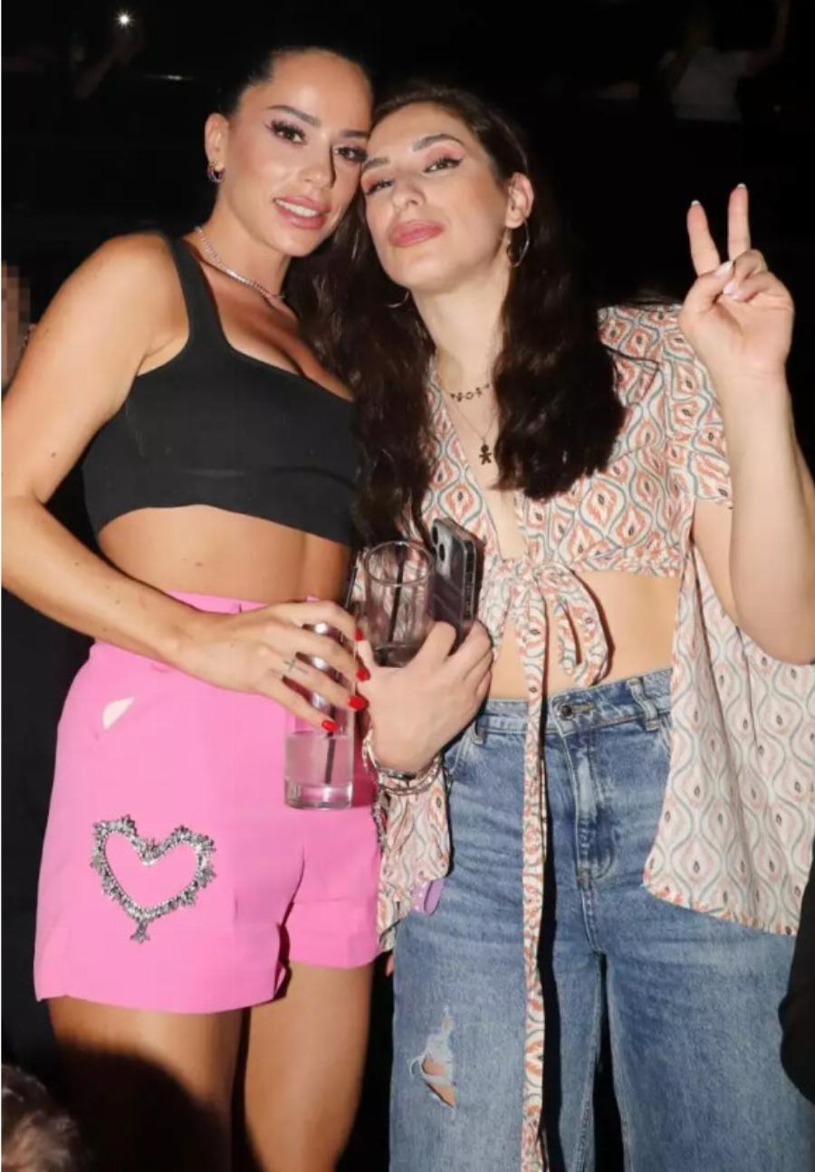 Μαρία Αντωνά: Πιο εντυπωσιακή από ποτέ στην πρώτη βραδινή έξοδο μετά τον χωρισμό της από τον Άρη Σοϊλέδη