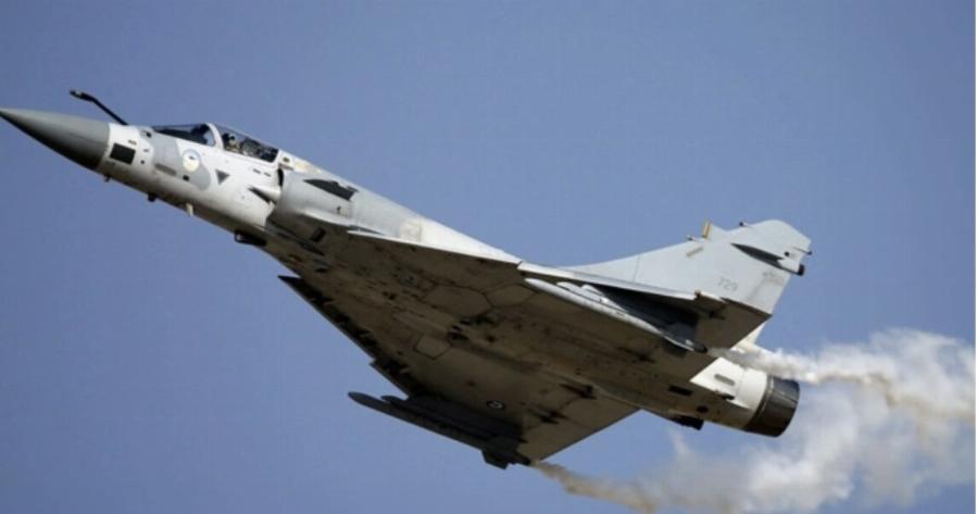 Έκτακτο: Εγκατάλειψη μαχητικού Mirage στην Τανάγρα – Μεταφέρεται στο νοσοκομείο ο πιλότος