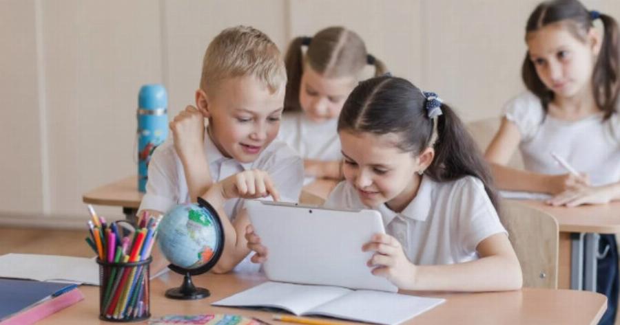 Ανατροπή: Πότε κλείνουν τα σχολεία για Χριστούγεννα 2024