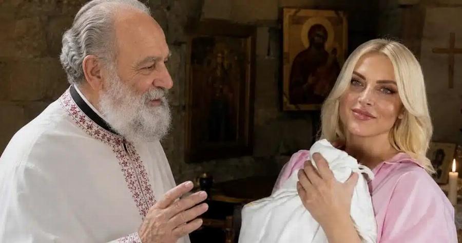 Κατερίνα Καινούργιου: Πήρε την ευχή σαραντίσματος σήμερα – Η διπλή σύσταση από τον πνευματικό της πατέρα Δημήτριο