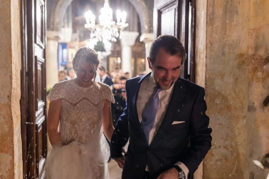 Νικόλαος Ντεγκρές – Χρυσή Βαρδινογιάννη: Οι επίσημες «γαλαζοαίματες» φωτογραφίες κι η ανακοίνωση για τον γάμο τους