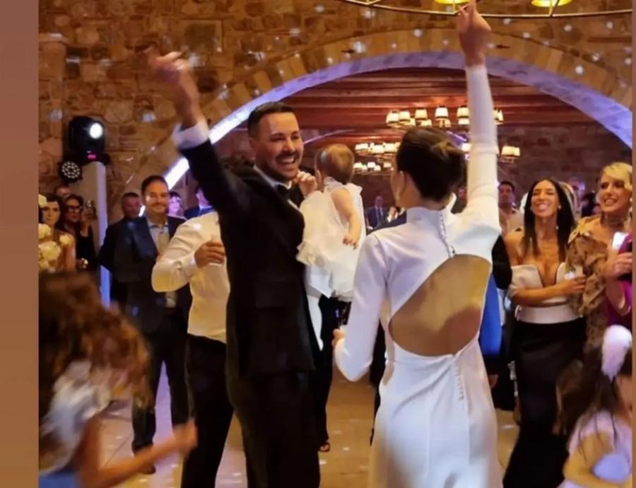 Πέτρος Κουσουλός: Πατέρας για 4η φορά – Η σύζυγός του περιμένει μωράκι