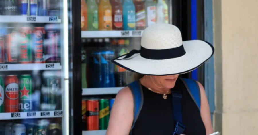 Δυσάρεστα νέα για νερά, χυμούς, μπύρες και αναψυκτικά στην Ελλάδα από 1η Ιουλίου