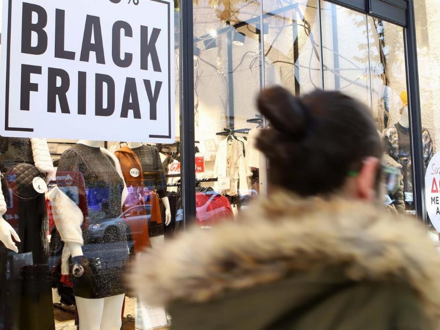 Έρχεται η φετινή Black Friday: Πότε θα ψωνiσουμε 90% έκπτωσn – Σημειώστε τις ημερομηνίες των μεγάλων πpοσφορών