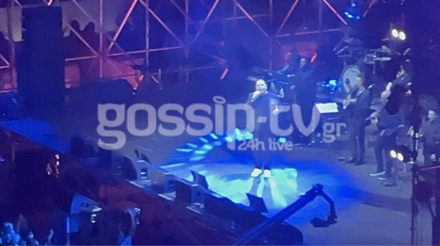 Βασίλης Καρράς: Σείστηκε το Καλλιμάρμαρο μόλις ανέβηκε στη σκηνή αυτός ο τραγουδιστής – Είπε το «Νύχτα ξελογιάστρα» κι έκλαιγε όλο το στάδιο