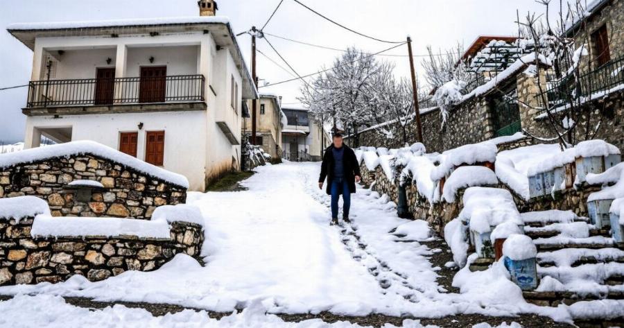 Οριστικό από τα Μερομήνια 2025: Βροχές και ασταμάτητο χιόνι αυτούς τους μήνες