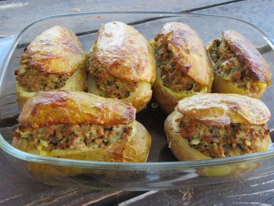 Οι γεμιστές πατάτες που δεν έχουν καμία σχέση με αυτές που ξέρεις