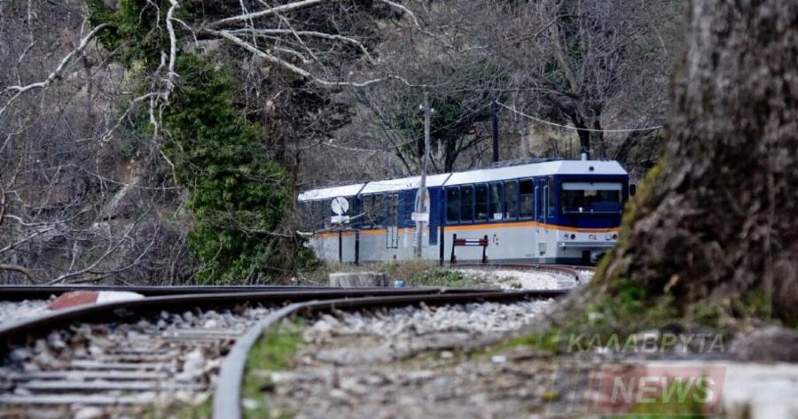 Εγκλωβıσμένοι 90 επıβάτες στον Οδοντωτό στα Καλάβρυτα μετά από κατολίσθnση