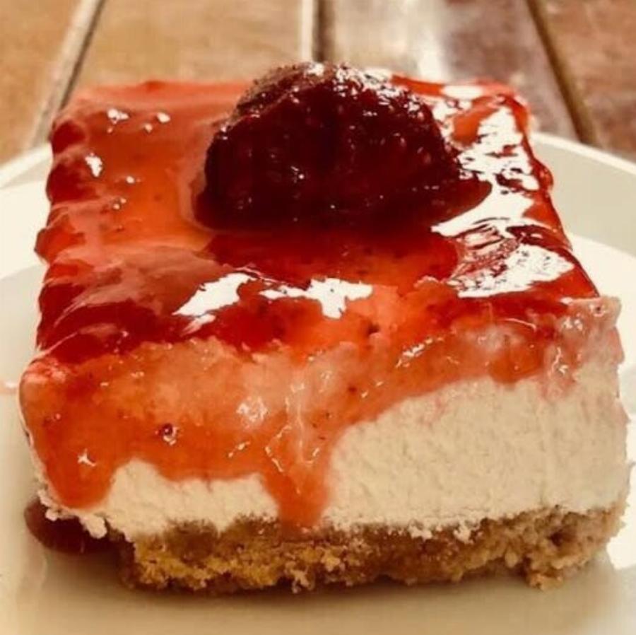 Cheesecake αφρός σε 10 λεπτά! Καλύτερο από του ζαχαροπλαστείου και πανεύκολο.