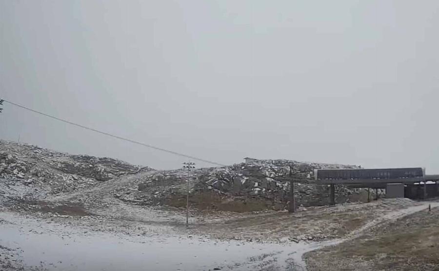 ΕΚΤΑΚΤΟ Φωτιά ΤΩΡΑ – Διακόπηκε η κυκλοφορία του Προαστιακού