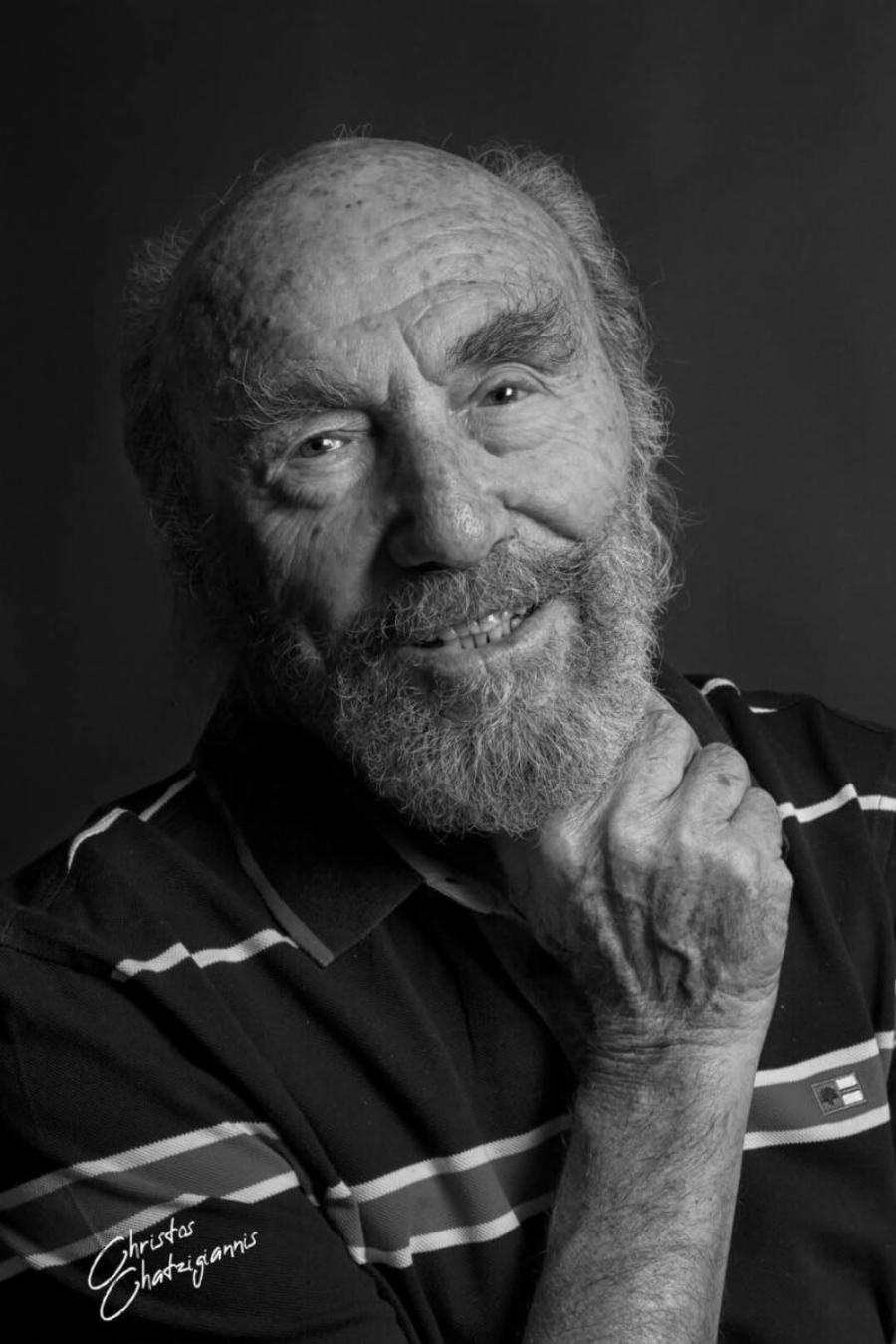 Θpnvoς – Πέθαvε ο Στάθης