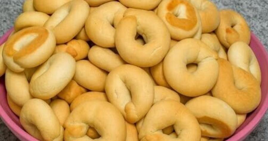 Με 3 υλικά έφτιαξα πάνω από 100 κουλουράκια – Η πιο εύκολη συνταγή