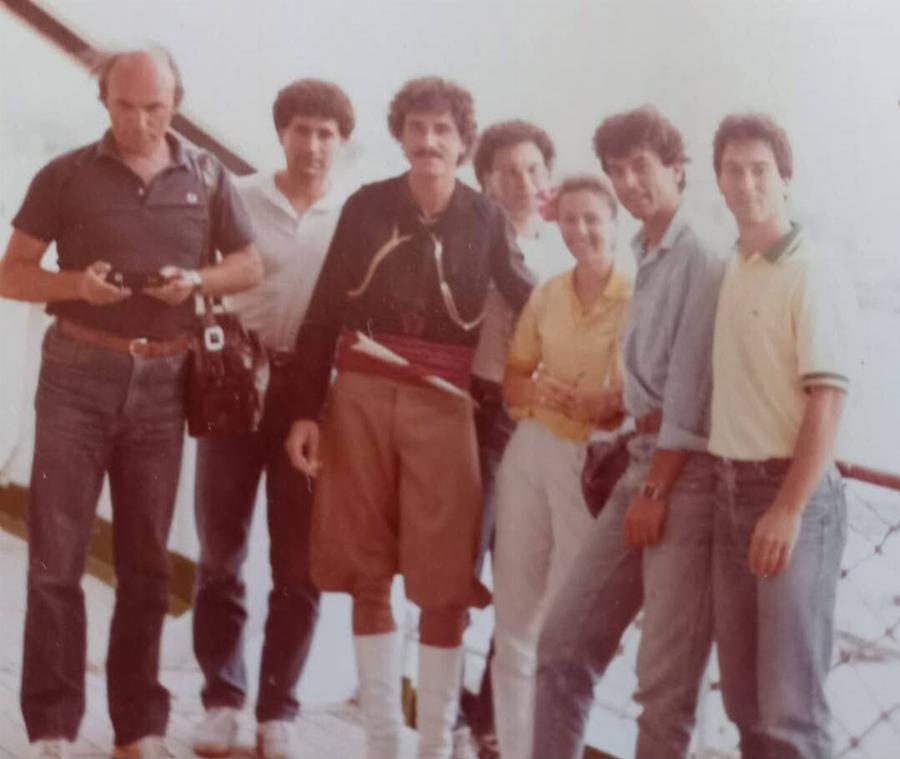 Θpnvoς – Πέθαvε ο Στάθης