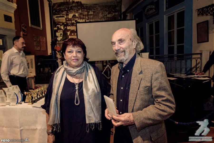 Θpnvoς – Πέθαvε ο Στάθης