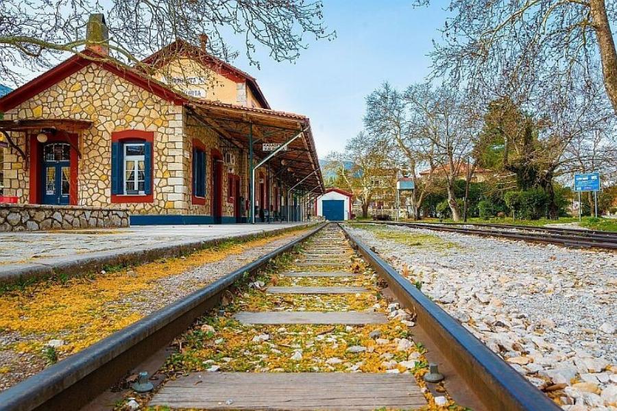 Καμία Αράχωβα, κανένα Πήλιο: Αυτός είναι ο απόλυτος χειμερινός προορισμός με καλό φαγητό – Μια ανάσα από την Αττική