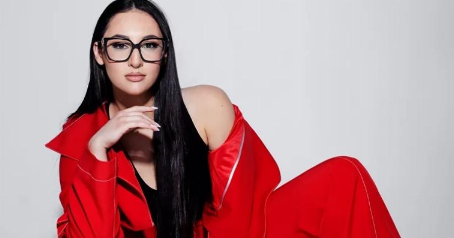 Σοκ με Κλαυδία  – Το επίμαχο ροζ βίντεο, ο ξυλοδαρμός και τα ασφαλιστικά μέτρα