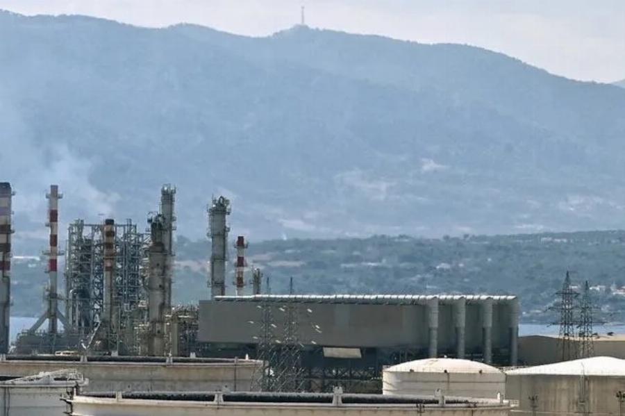 Έκρηξη στη Motor Oil: Υπέκυψε στα τραύματα του και ο δεύτερος εργαζόμενος