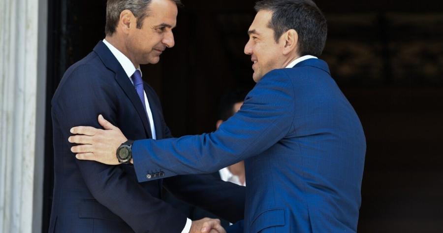 Έκτακτες αλλαγές Μητσοτάκη μετά από νέα δημοσκόπηση: Πτώση για ΝΔ, το ποσοστό Τσίπρα