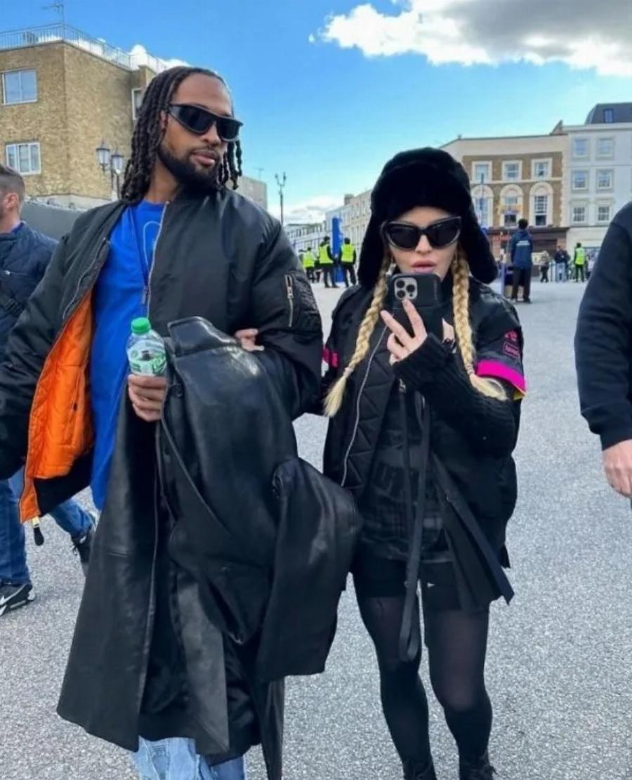 «Είναι 28, Auτn είναι 66»: Η Μαντόνα βγαίνει με έναν 28χρονο που θα μπορούσε να είναι εγγονός της