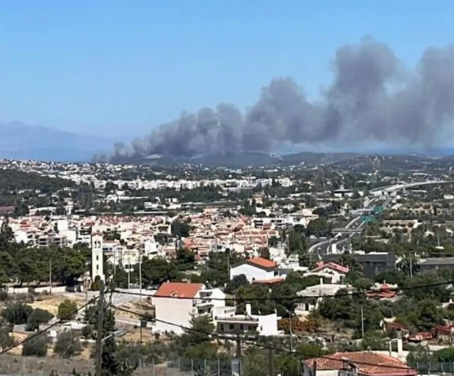 ΜΕΓΑΛΗ ΦΩΤΙΑ ΤΩΡΑ ΣΤΗΝ ΑΤΤΙΚΗ – ΣYNAΓEPMOΣ ΣΤΗΝ ΠΥΡΟΣΒΕΣΤΙΚΗ