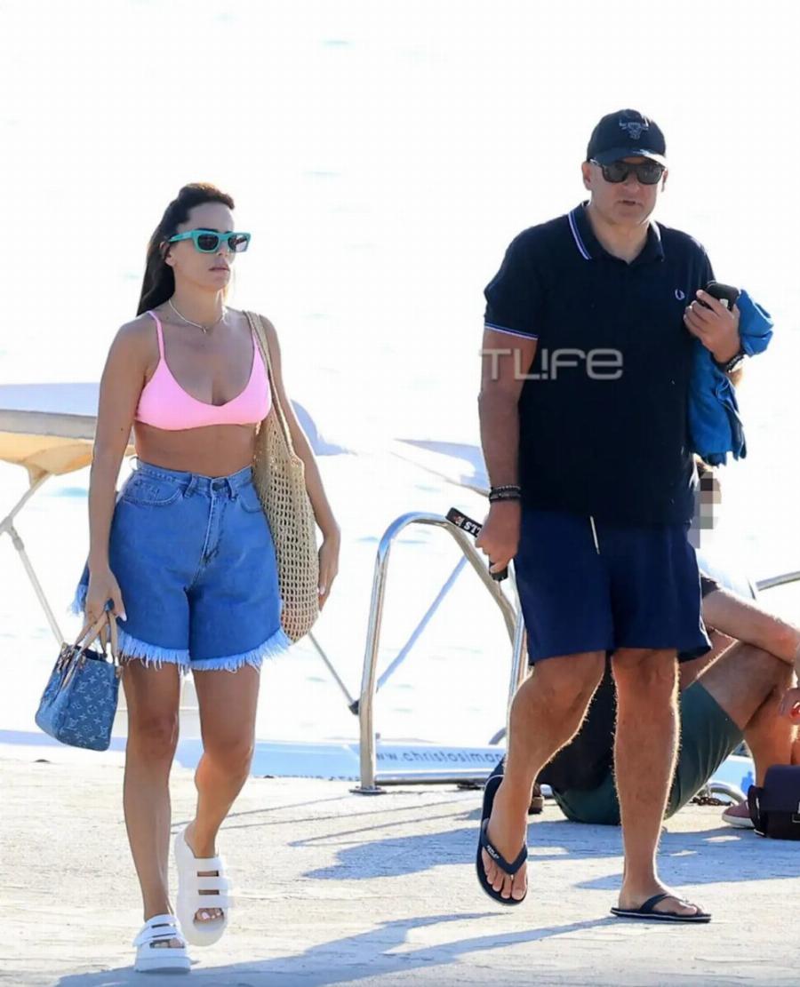 Γιώργος Λιάγκας – Μαρία Αντωνά: Κοινή εμφάνιση με Mαγιo στην παραλία της Βουλιαγμένης