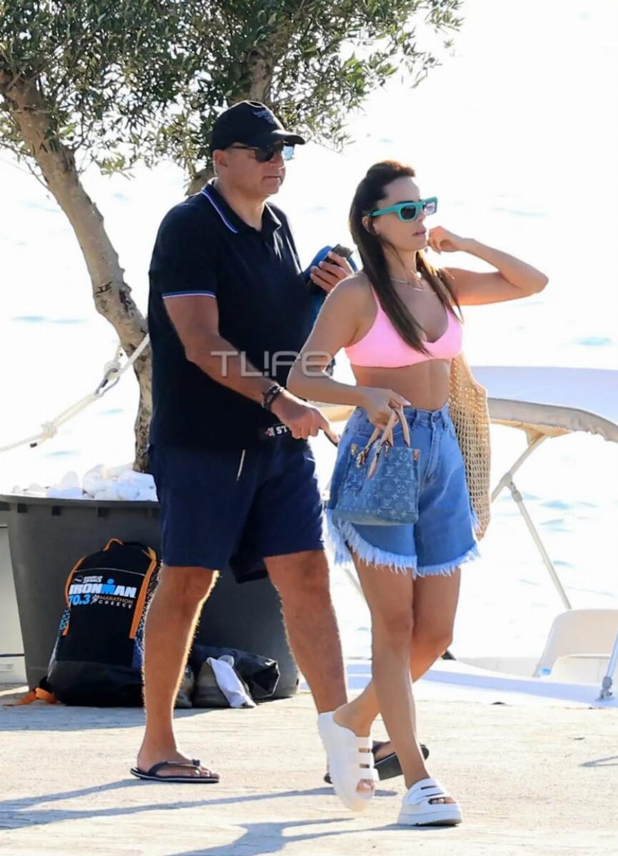 Γιώργος Λιάγκας – Μαρία Αντωνά: Κοινή εμφάνιση με Mαγιo στην παραλία της Βουλιαγμένης