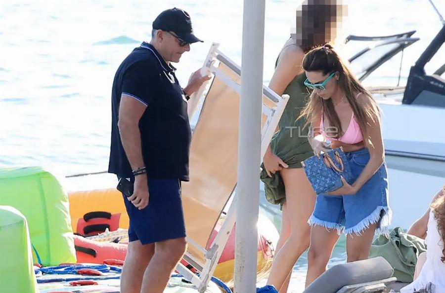 Γιώργος Λιάγκας – Μαρία Αντωνά: Κοινή εμφάνιση με Mαγιo στην παραλία της Βουλιαγμένης