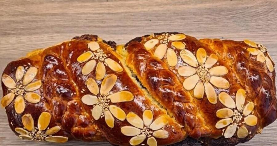 Τσουρέκι γεμιστό με νουτέλα αφράτο με ίνες – Η συνταγή που πετυχαίνει πάντα