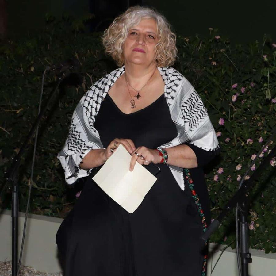 Πασίγνωστη Ελληνίδα τραγουδίστρια διαγνώστηκε με καρκίνο