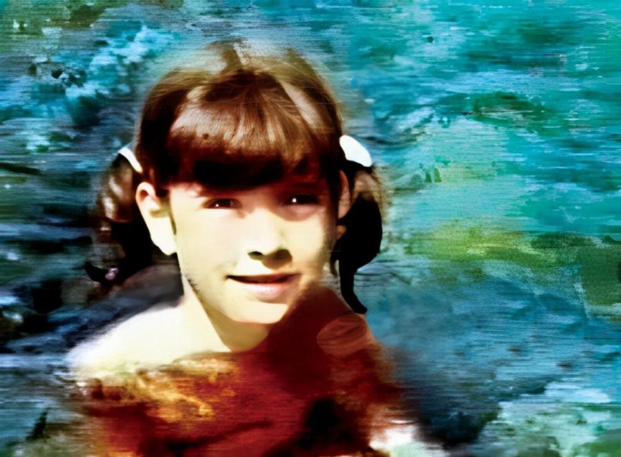 Η ομορφότερη Ελληνίδα που πέρασε από την ελληνική τηλεόραση – Σπάνιες φωτογραφίες από την παιδική της ηλικία που τα αποδεικνύουν όλα