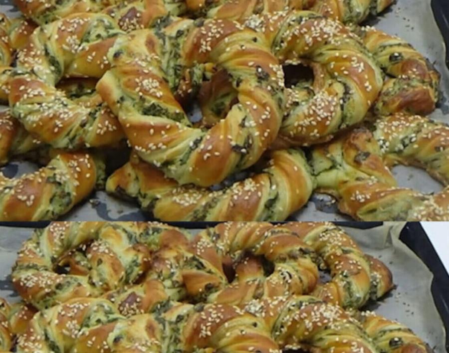 Αφράτα γεμιστά κουλουράκια με τυρί και σπανάκι: Εύκολη συνταγή που λιώνει
