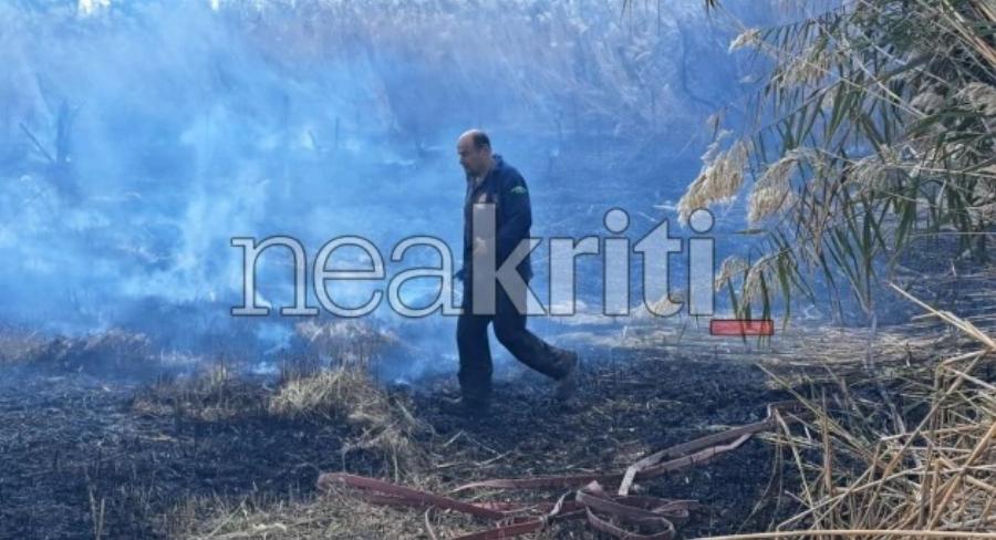 Μεγάλη φωτιά τώρα: Σε κίνδυνo περιουσίες – Στο νοσοκομείο ένας πυροσβέστης