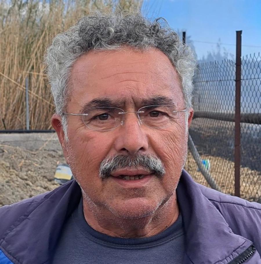 Μεγάλη φωτιά τώρα: Σε κίνδυνo περιουσίες – Στο νοσοκομείο ένας πυροσβέστης