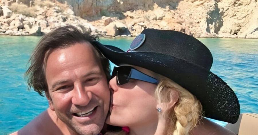 Μενεγάκη – Παντζόπουλος: Η πρώτη κοινή δημόσια εμφάνιση μετά τα δημοσιεύματα χωρισμού – Δείτε τις φωτογραφίες