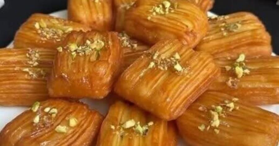 ΣΟΥΠΕΡ ΓΡΗΓΟΡΗ ΚΑΙ ΕΥΚΟΛΗ ΣΥΝΤΑΓΗ… Αν έχετε 2 αυγά και αλεύρι, ετοιμάστε αυτό το νόστιμο επιδόρπιο…