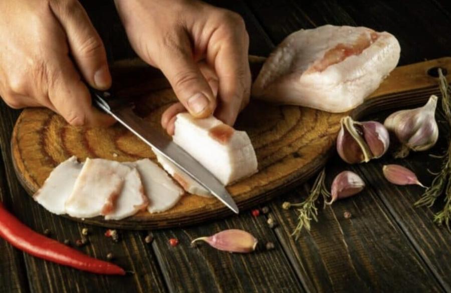 Τι είναι το λαρδί και γıατί επıστρέφει δuναμικά στην παγκόσμια κοuζίνα